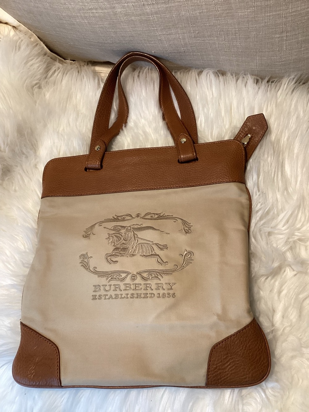Burberry Stowell Roll up Tote bag